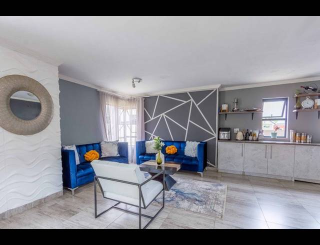 5 BEDROOM HOUSE FOR SALE IN COPPERLEAF ESTATE